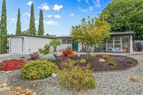 6373  Lake Albano Ave San Diego CA 92119
