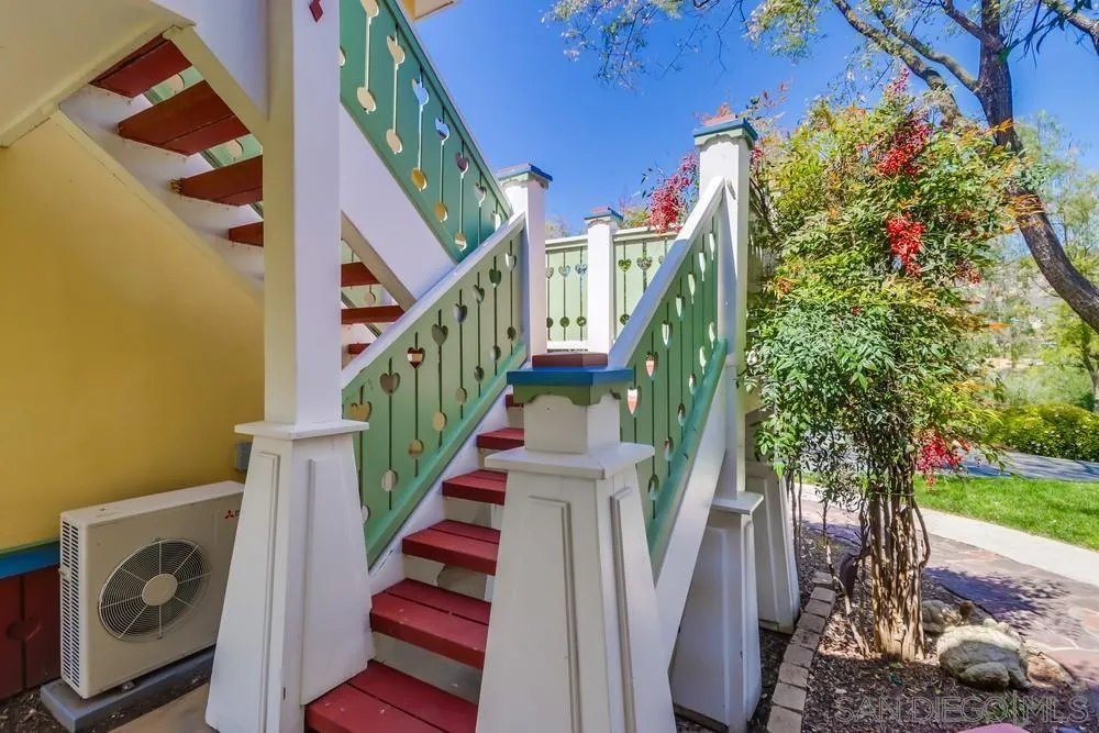 Jamul, California 91935, United States, 5 Bedrooms Bedrooms, ,6 BathroomsBathrooms,Residential,Active,105886