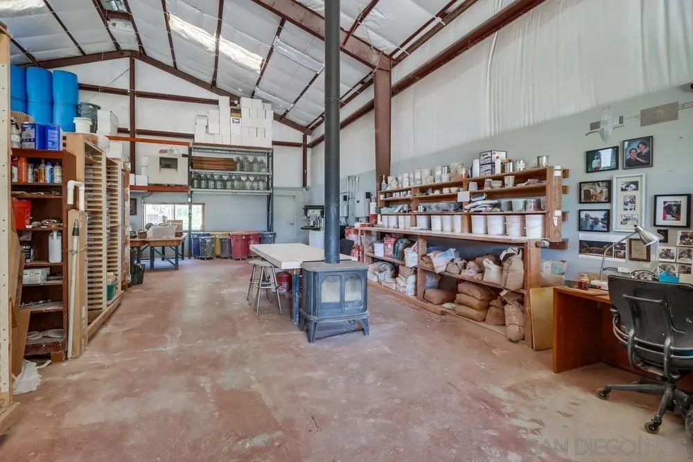 Jamul, California 91935, United States, 5 Bedrooms Bedrooms, ,6 BathroomsBathrooms,Residential,Active,105886