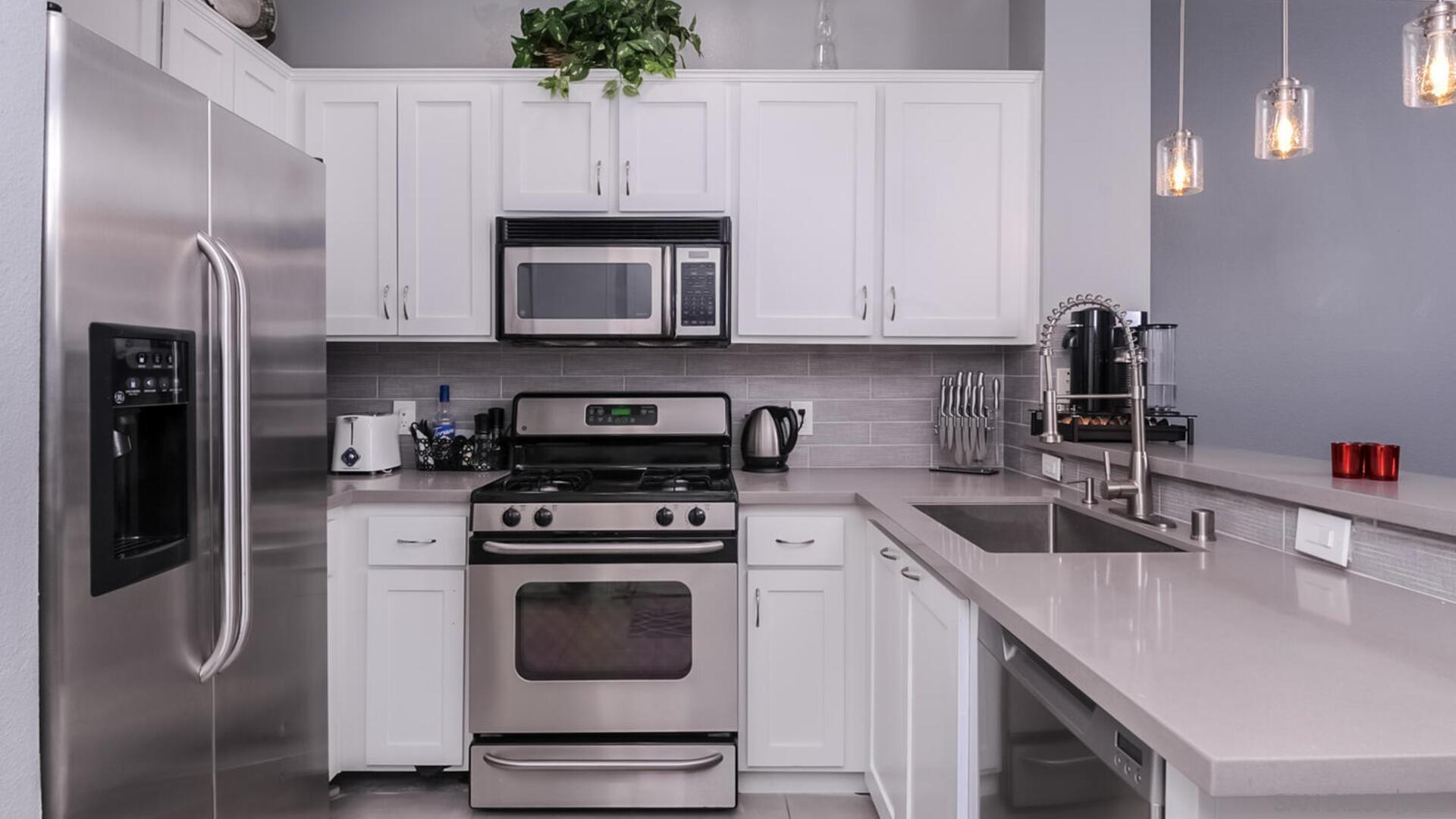 450 J St 3091