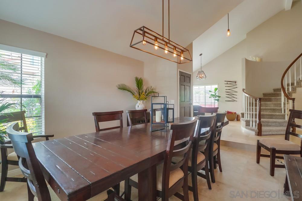 2012 Crosscreek Rd