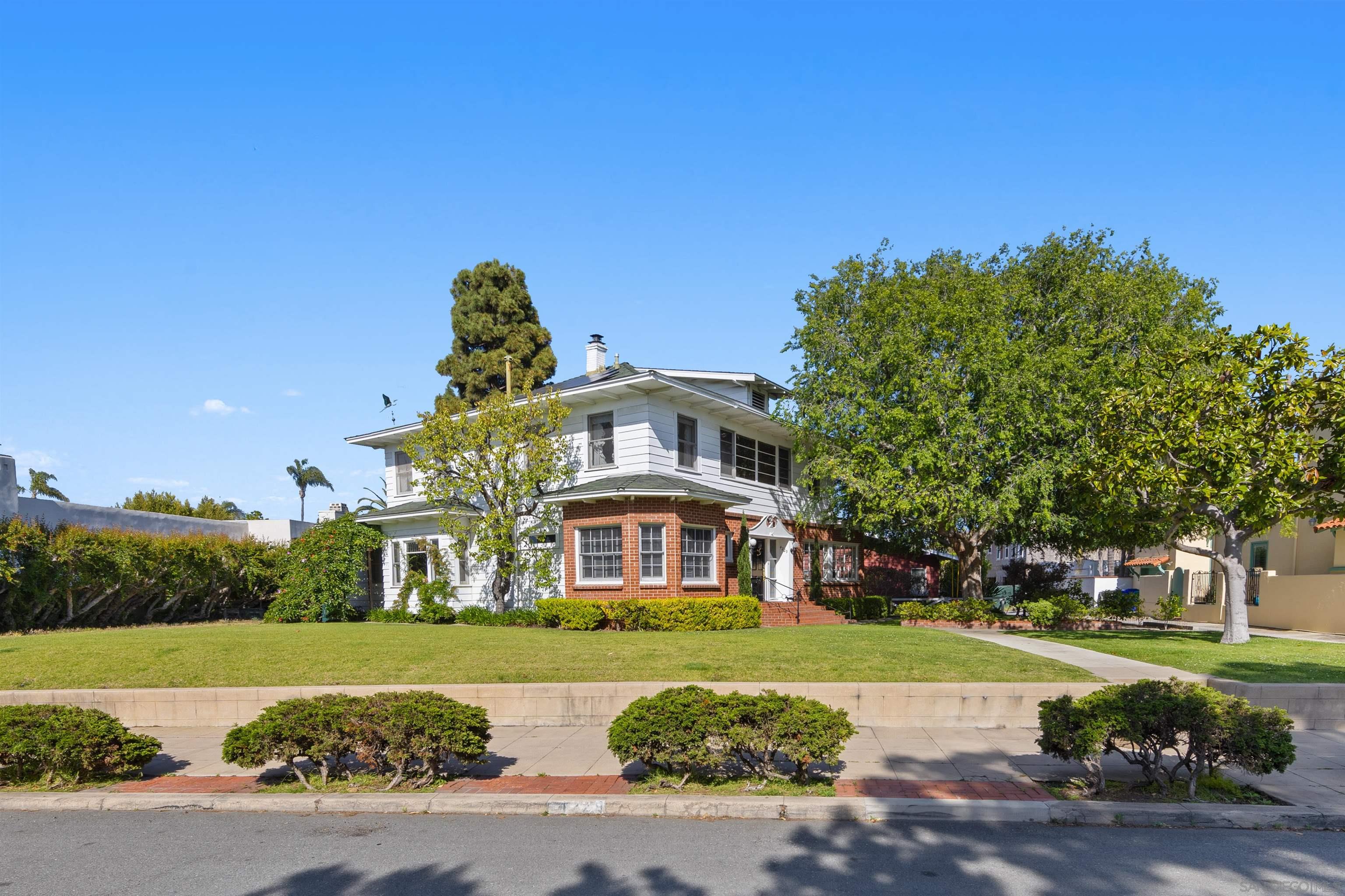 4229 Saint James Place