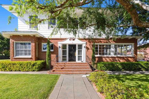 4229  Saint James Place San Diego CA 92103
