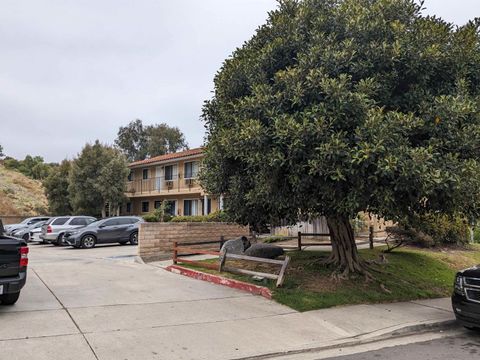 315  Pomelo Dr Vista CA 92081