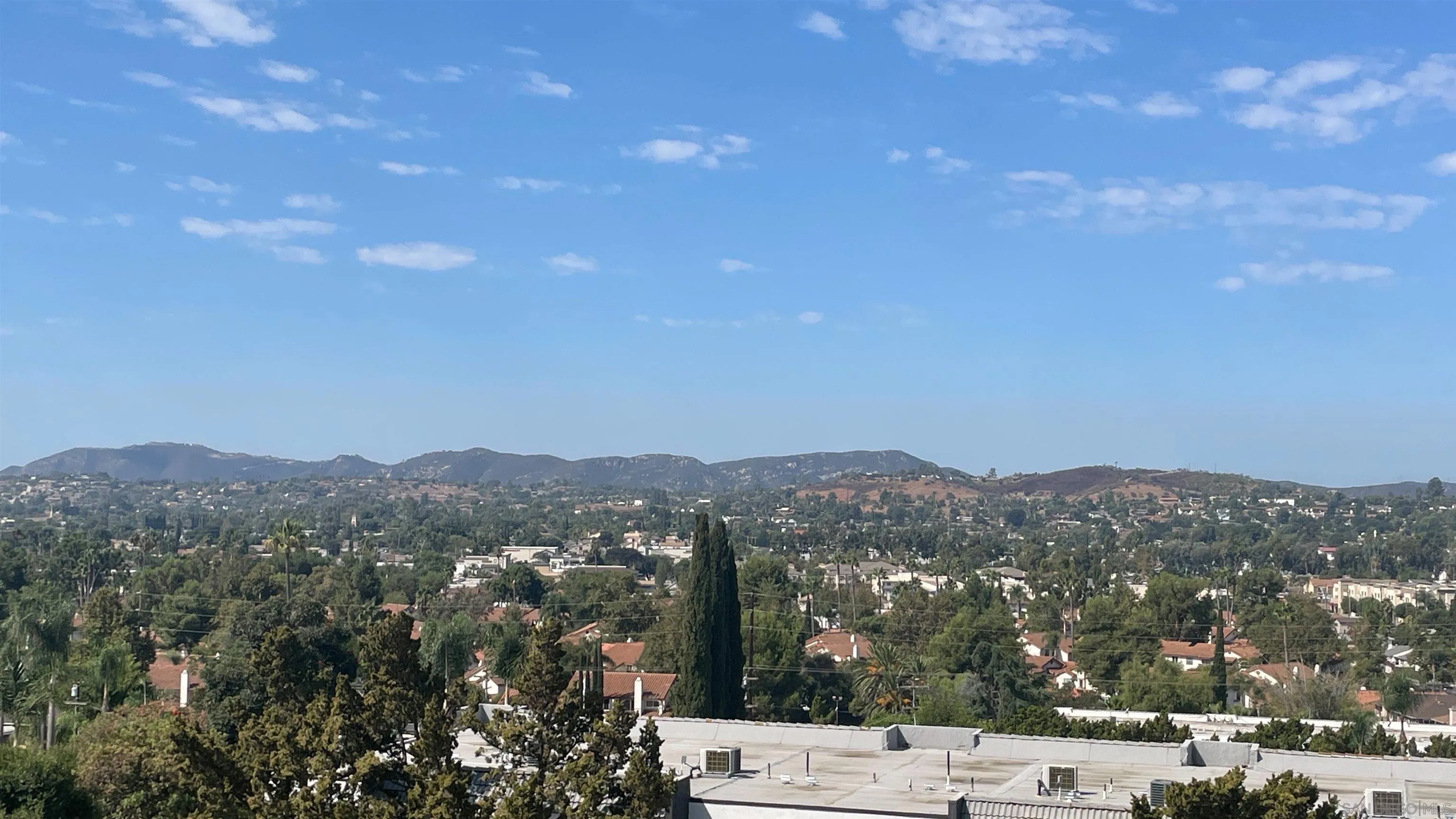 Escondido, California 92025, United States, 5 Bedrooms Bedrooms, ,5 BathroomsBathrooms,Residential,Active,67310