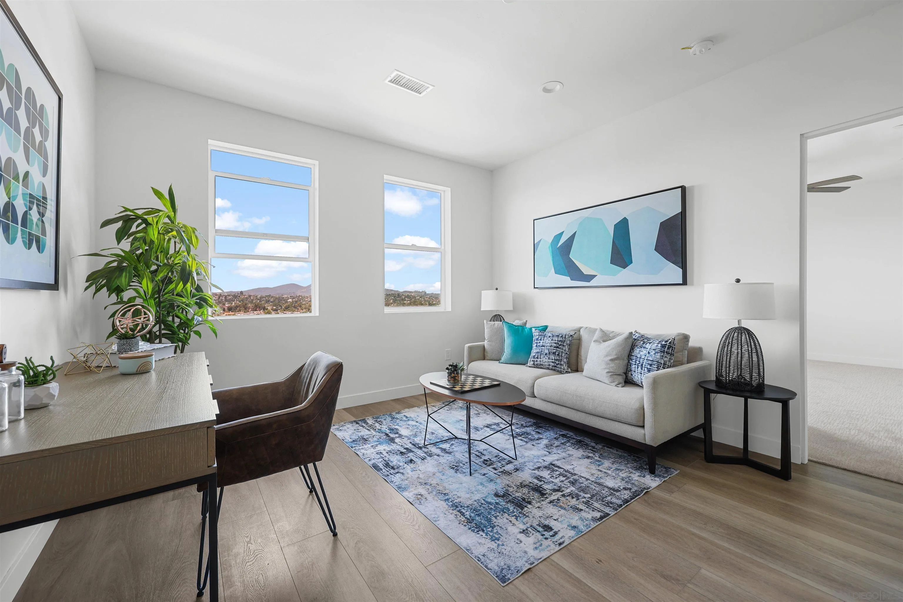 Escondido, California 92025, United States, 5 Bedrooms Bedrooms, ,5 BathroomsBathrooms,Residential,Active,67310