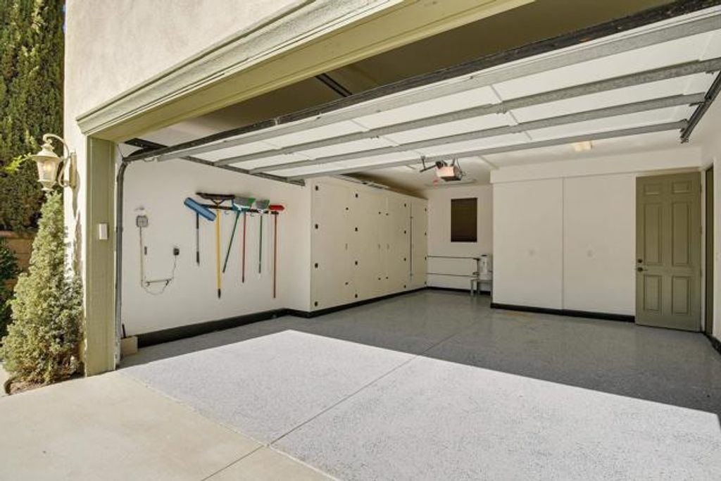 listing image 41