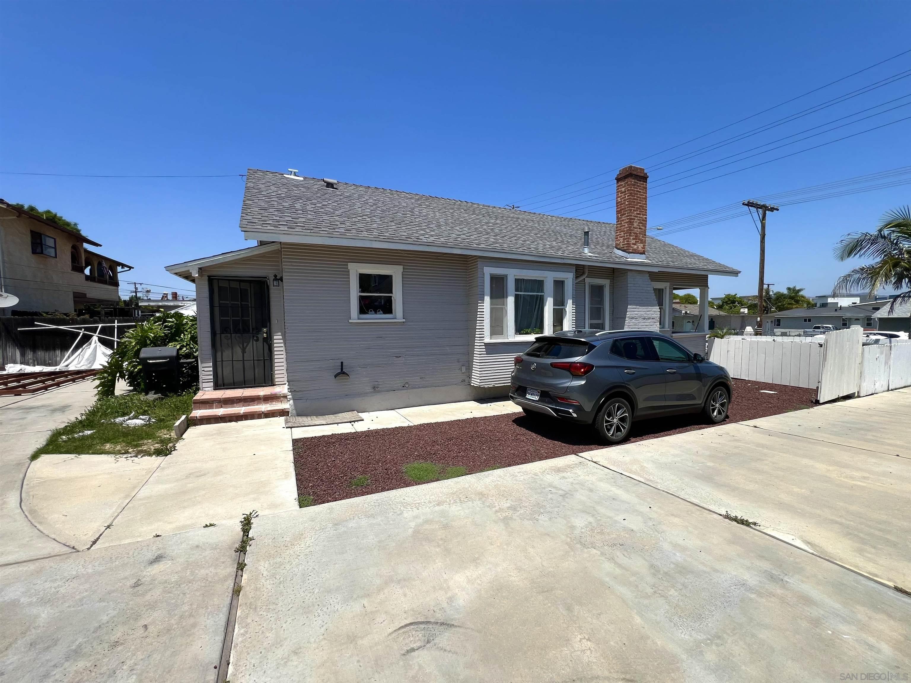 306-10 Richardson Ave