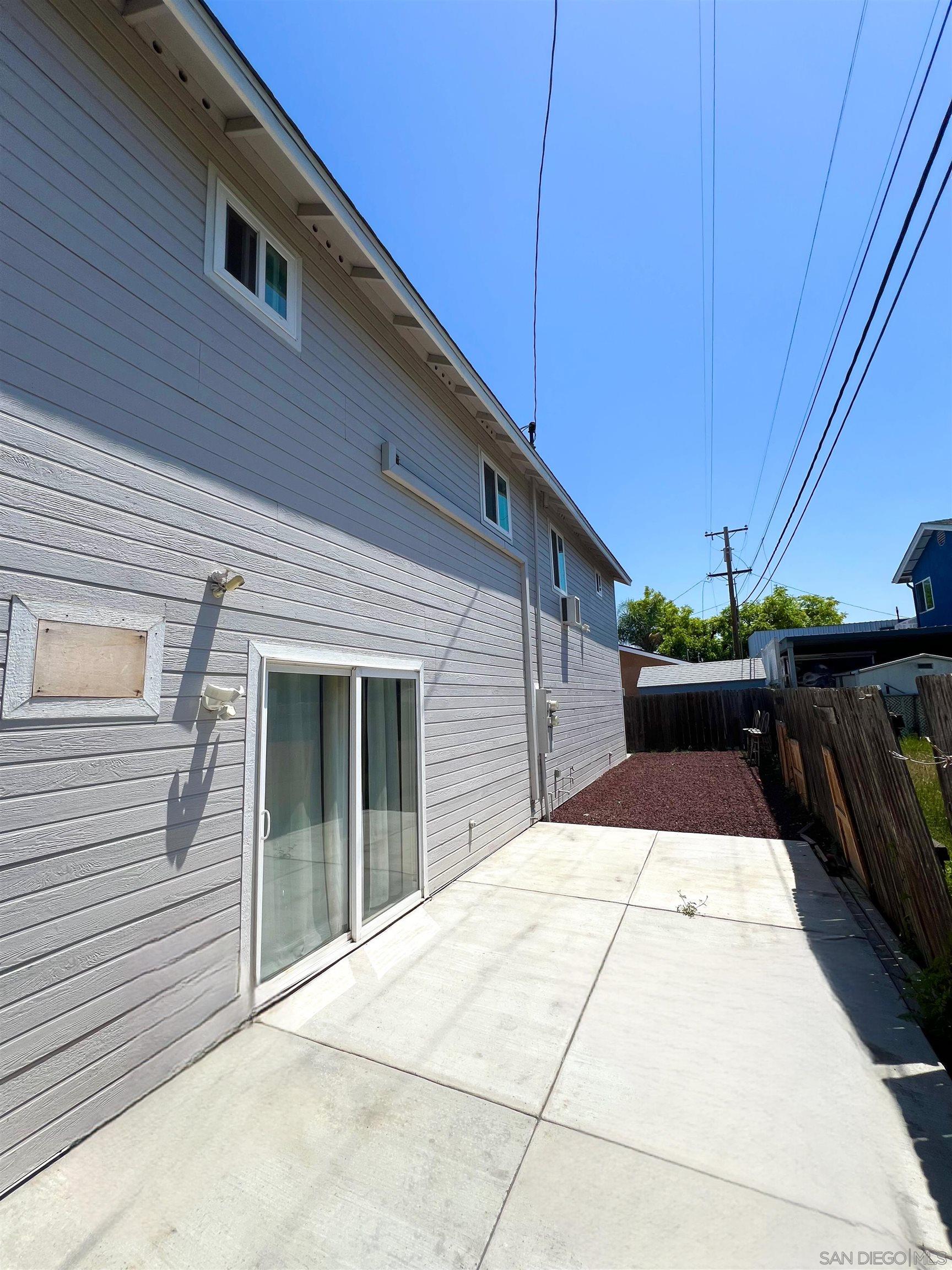 306-10 Richardson Ave