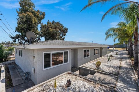 Single Family Residence in San Diego CA 425 Bancroft St.jpg