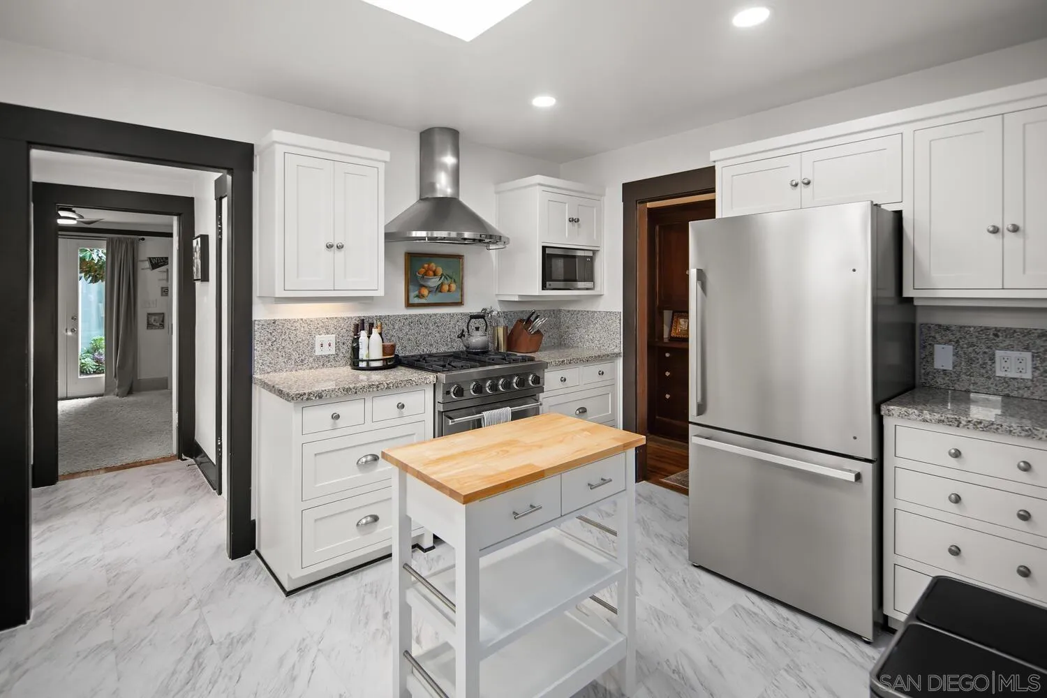 Coronado, California 92118, United States, 6 Bedrooms Bedrooms, ,4 BathroomsBathrooms,Residential,Pending,83919