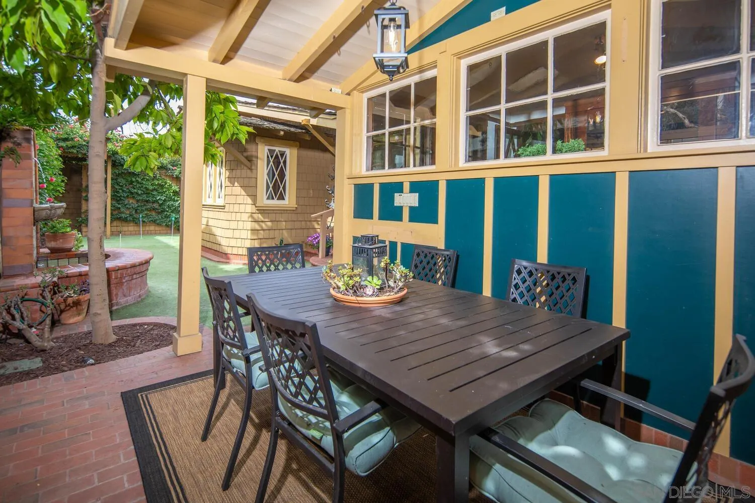 Coronado, California 92118, United States, 6 Bedrooms Bedrooms, ,4 BathroomsBathrooms,Residential,Pending,83919