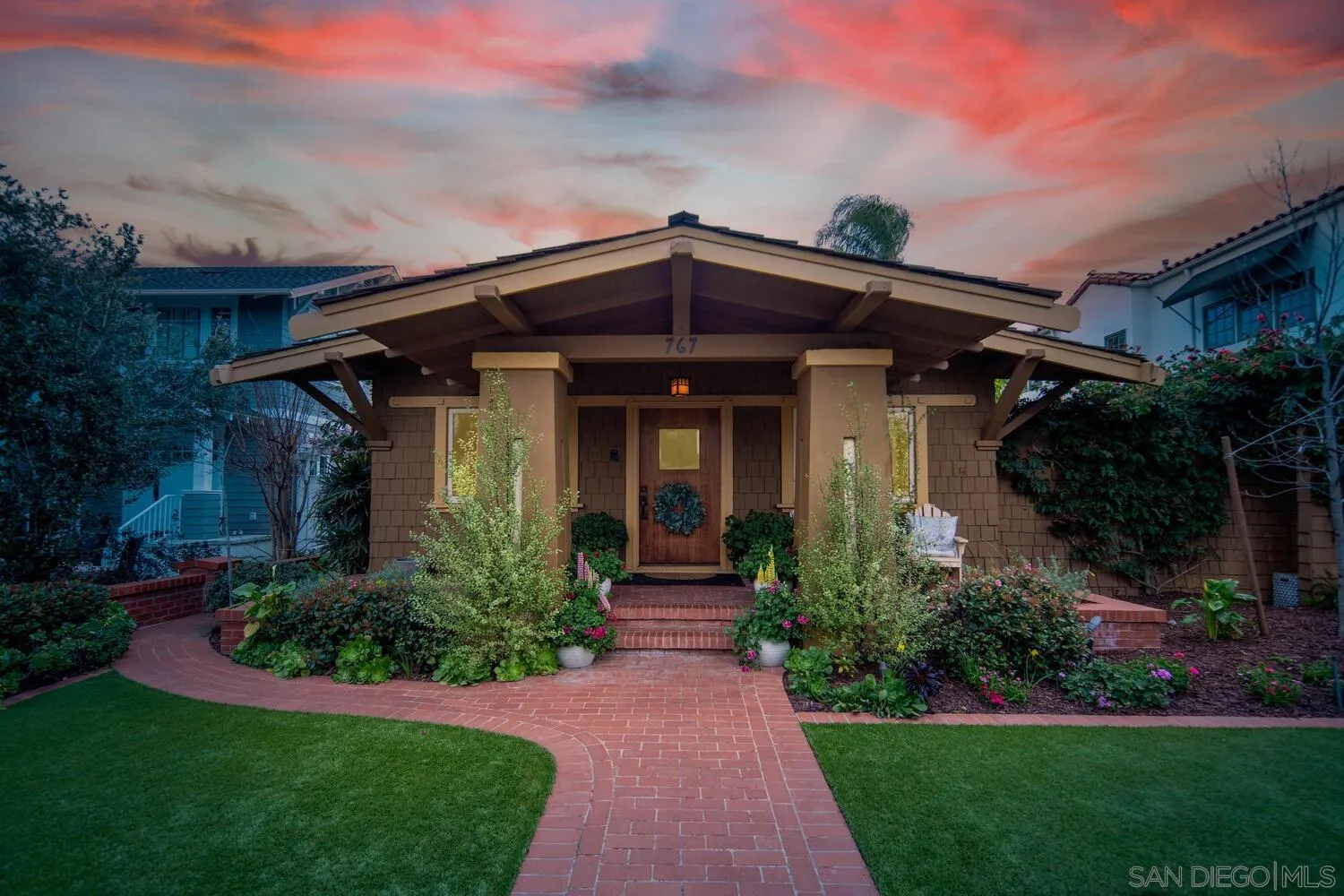 Coronado, California 92118, United States, 6 Bedrooms Bedrooms, ,4 BathroomsBathrooms,Residential,Pending,83919