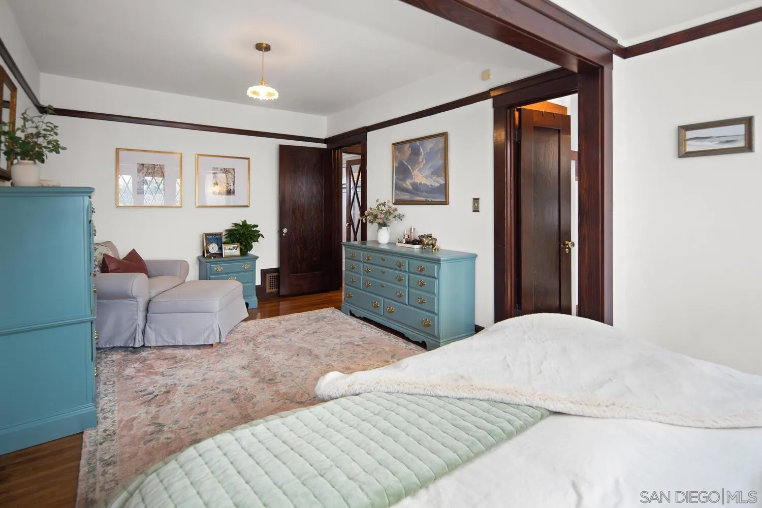 Coronado, California 92118, United States, 6 Bedrooms Bedrooms, ,4 BathroomsBathrooms,Residential,Pending,83919