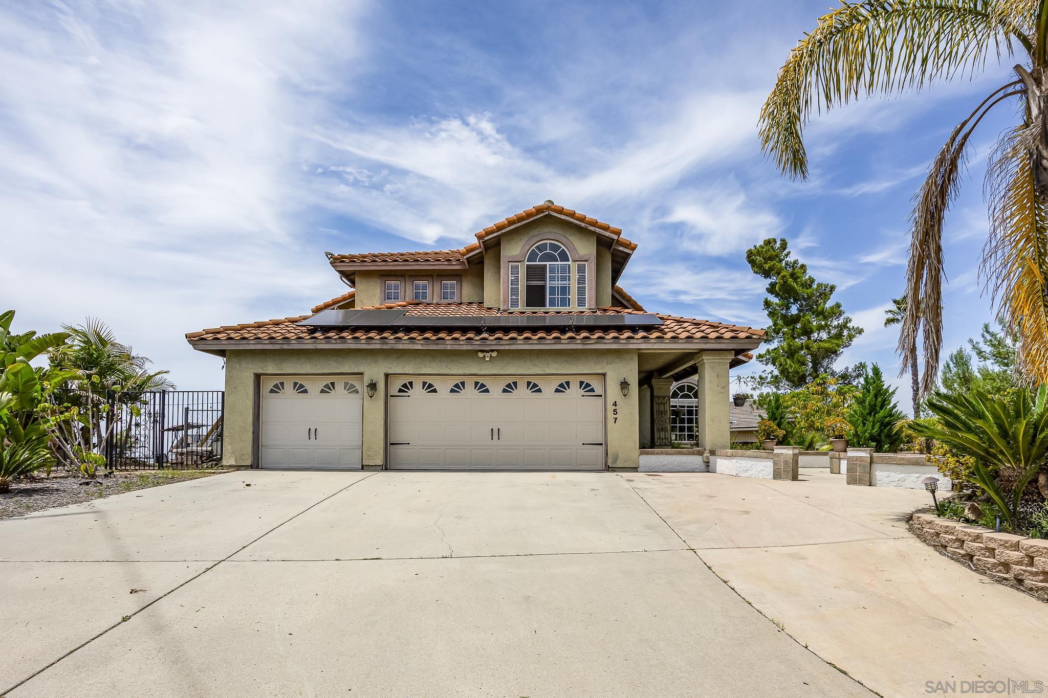 457 Silver Shadow Dr