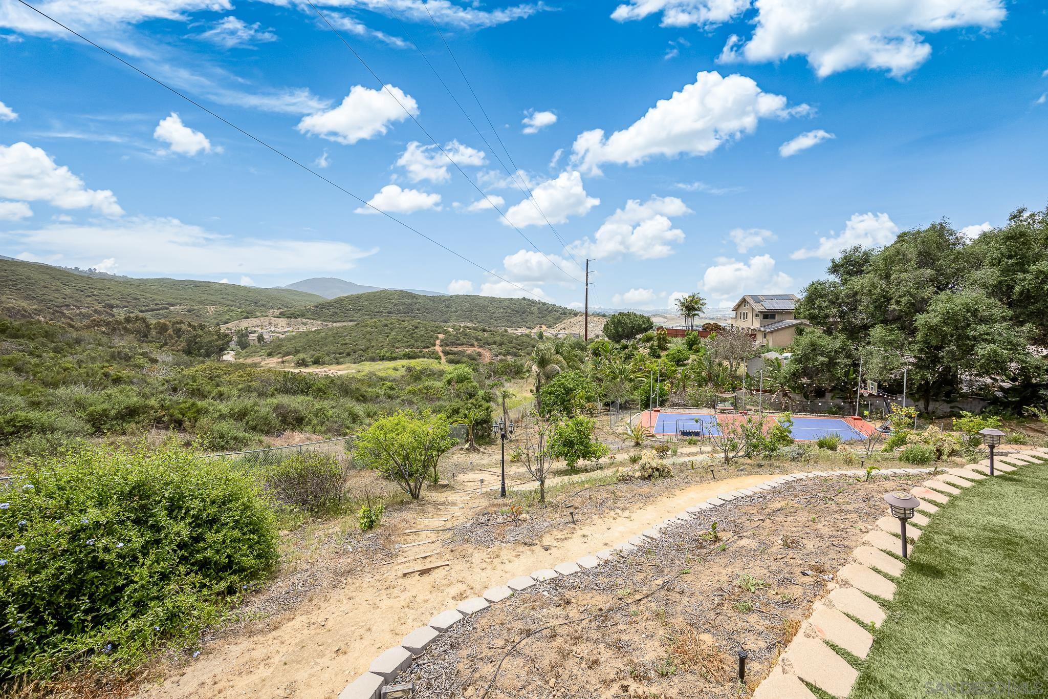 457 Silver Shadow Dr