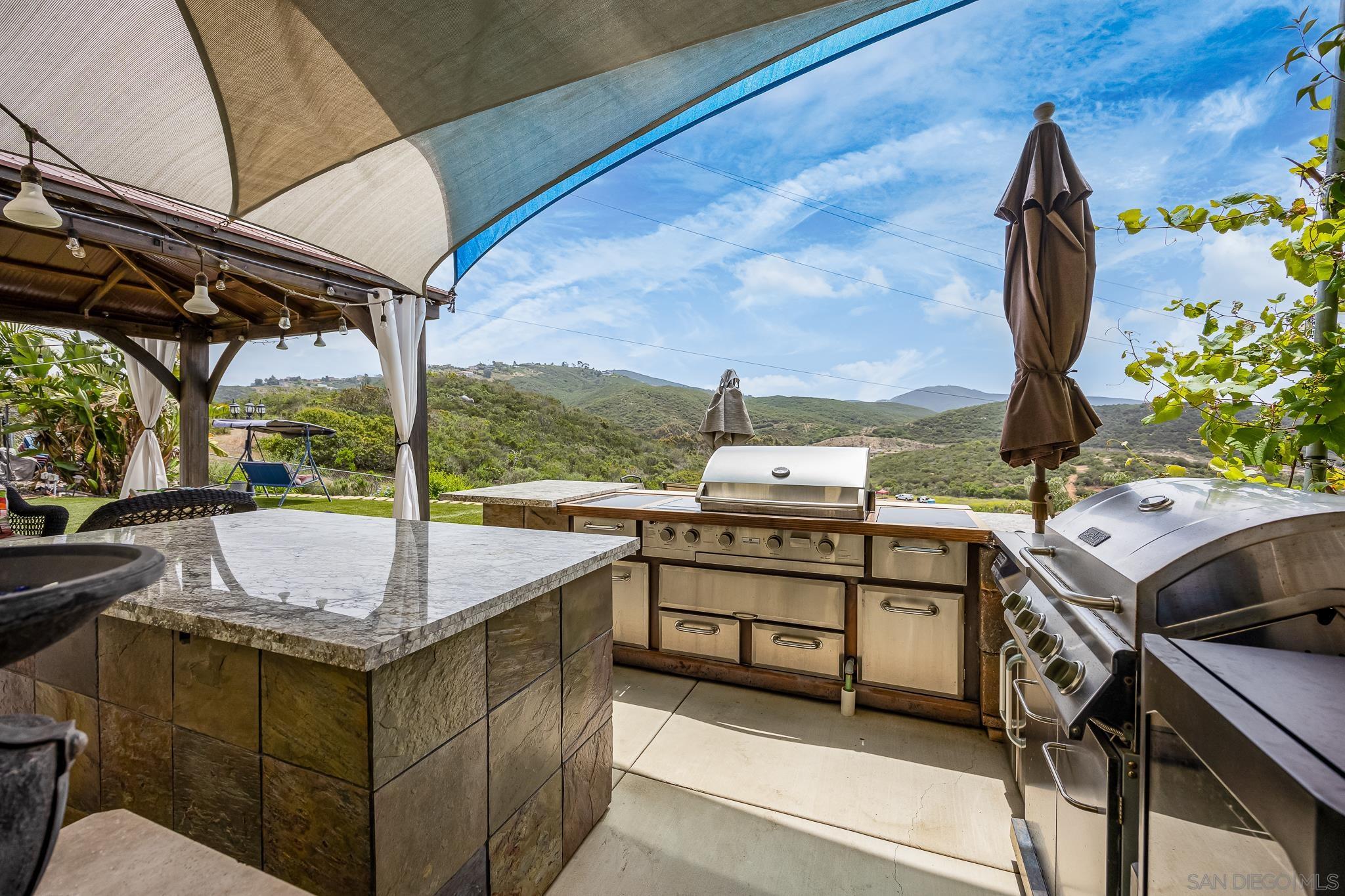 457 Silver Shadow Dr