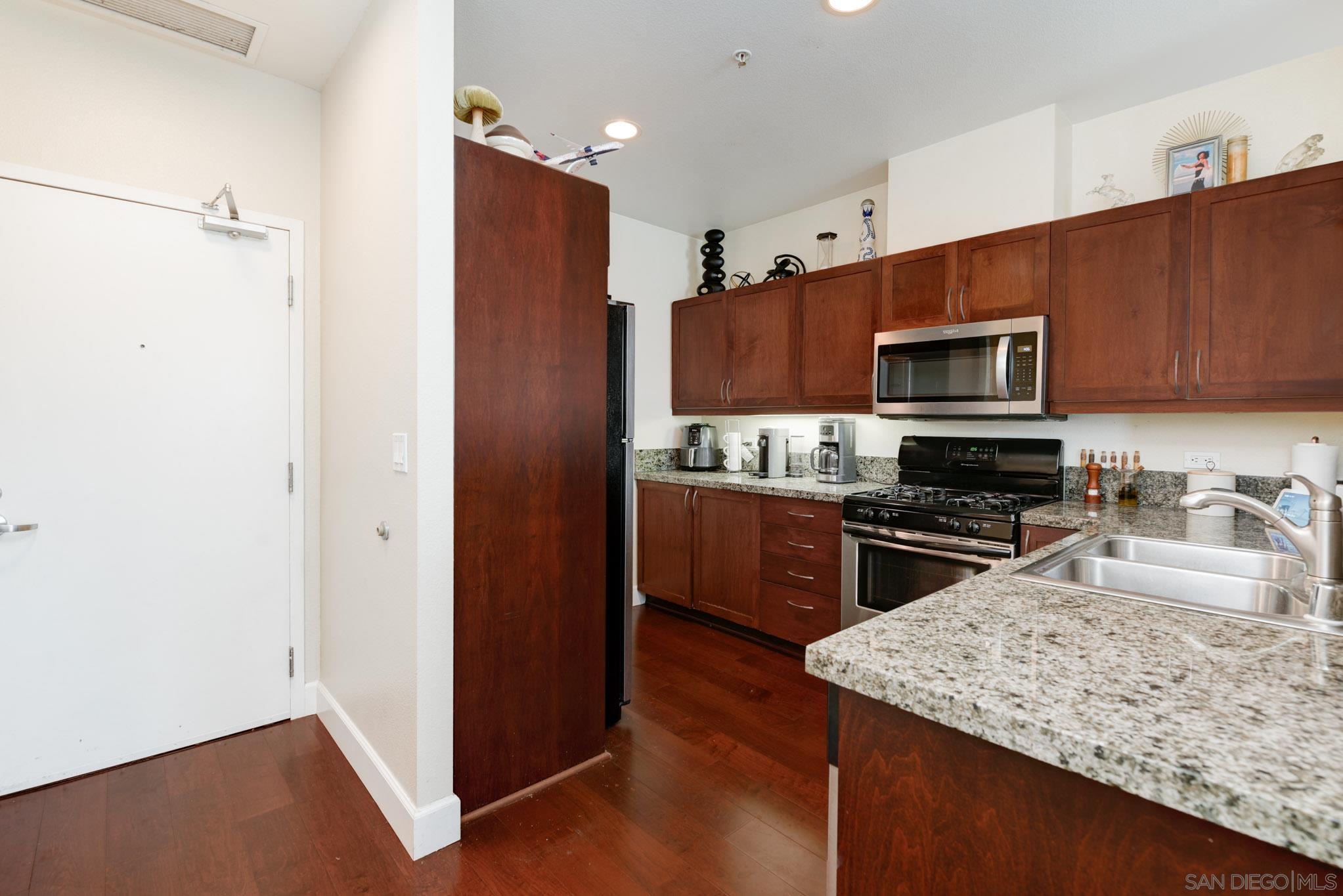 530 K St 1115