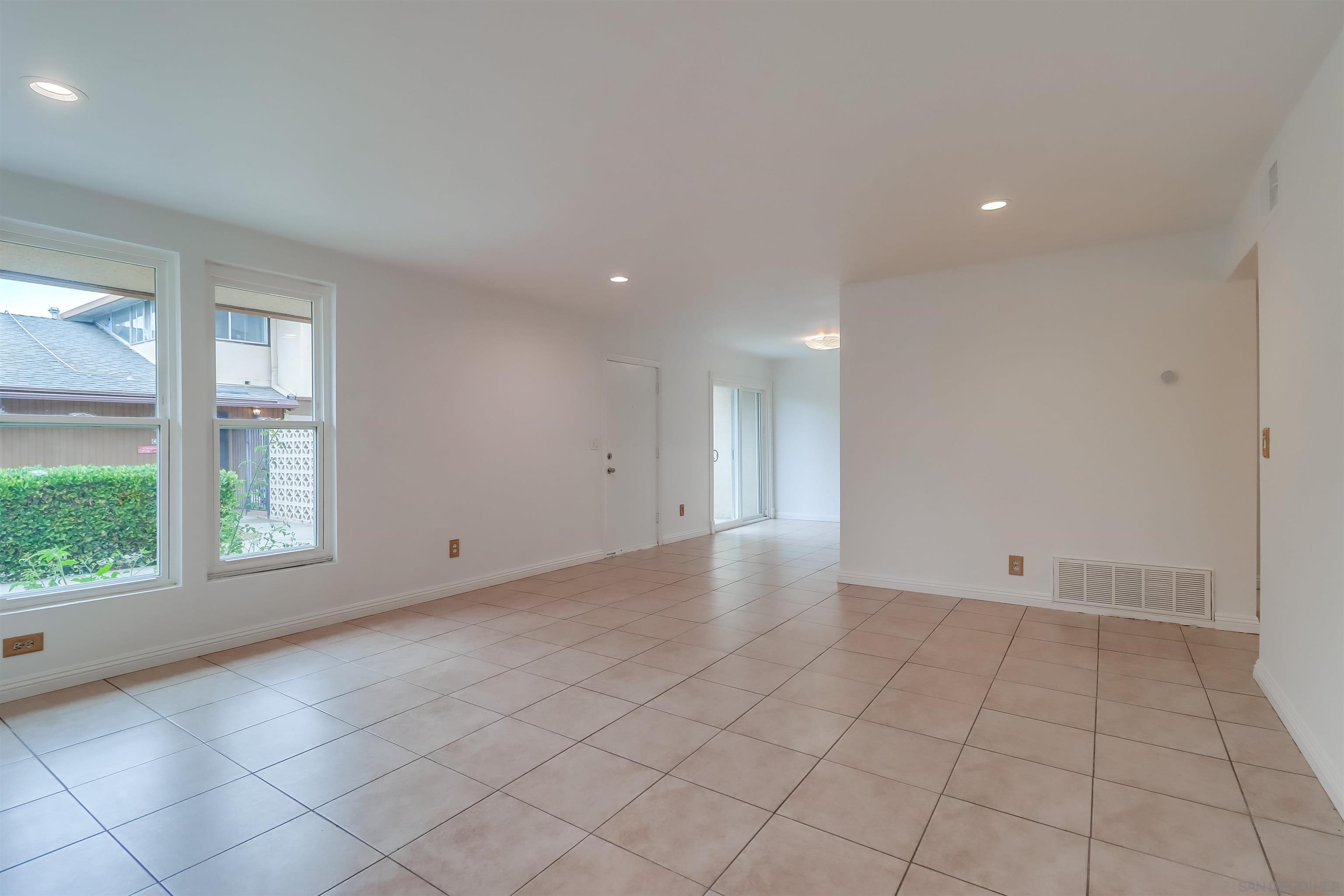 1278 E Madison Ave C