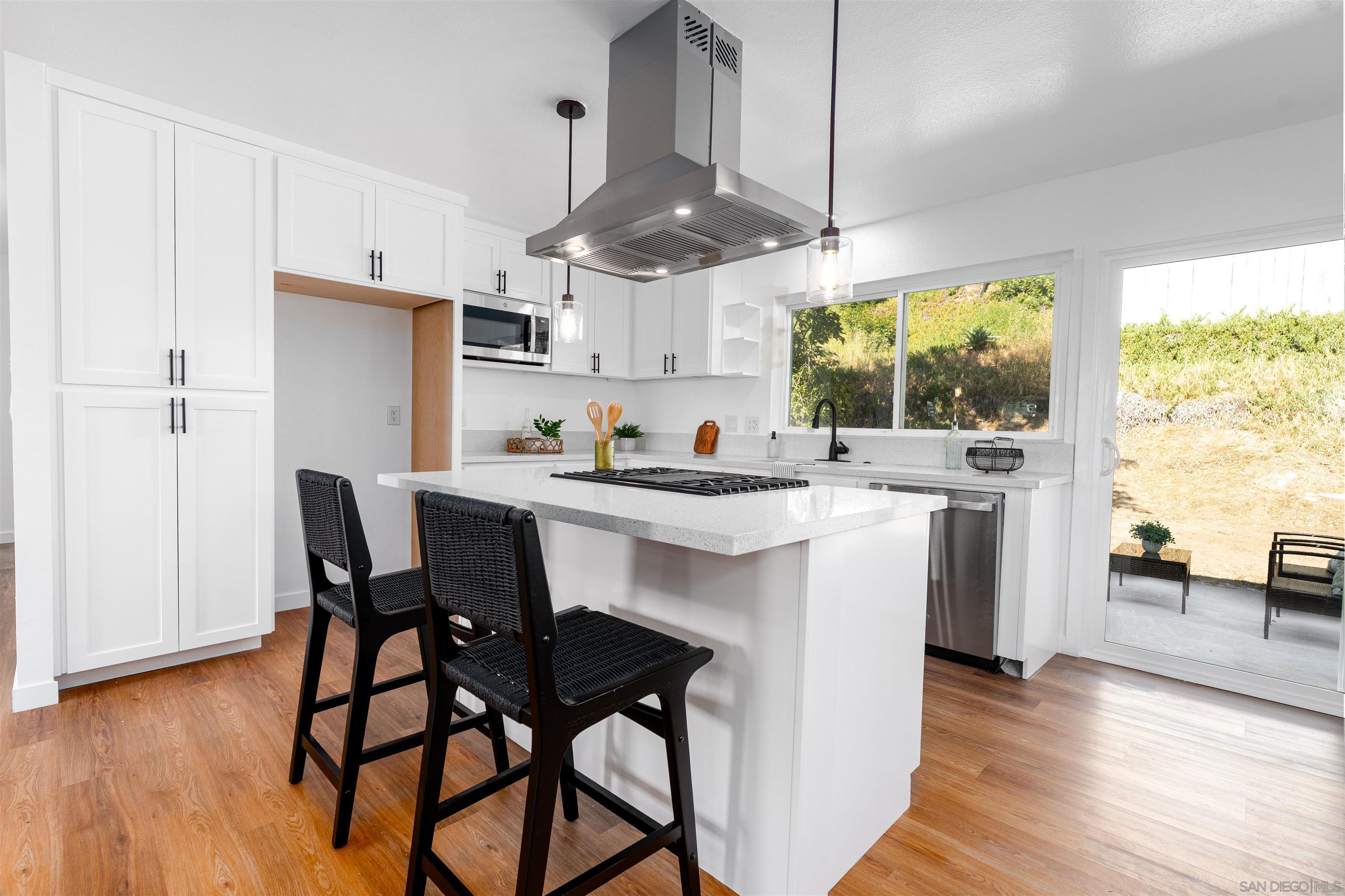 15135 Luis St