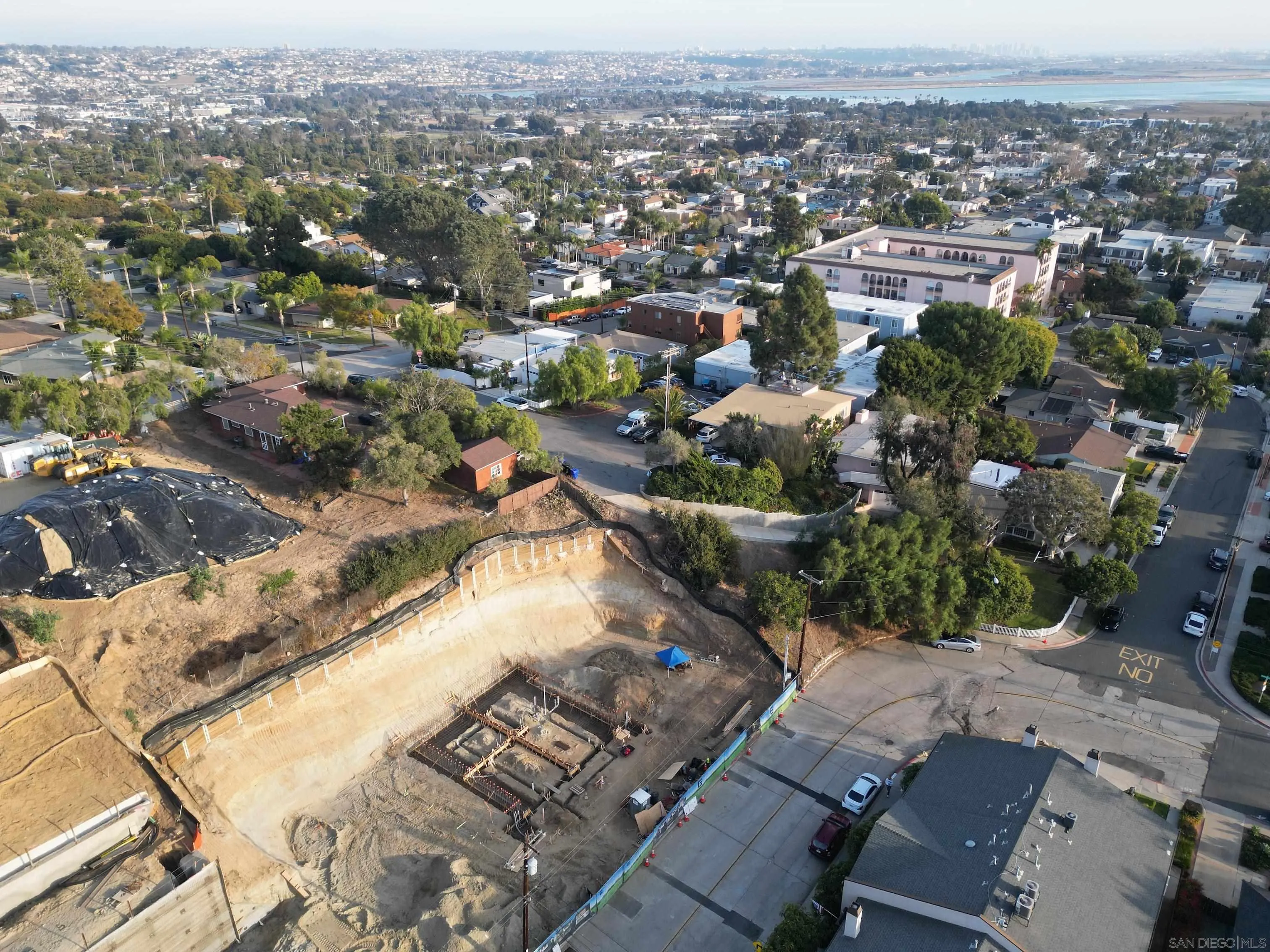 San Diego, California 92109, United States, ,Land,Active,4033