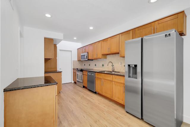7032 La Costa Lane
