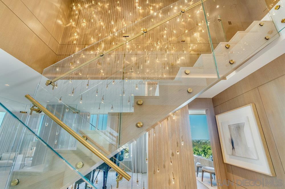 2500  6th Ave  Penthouse 4
