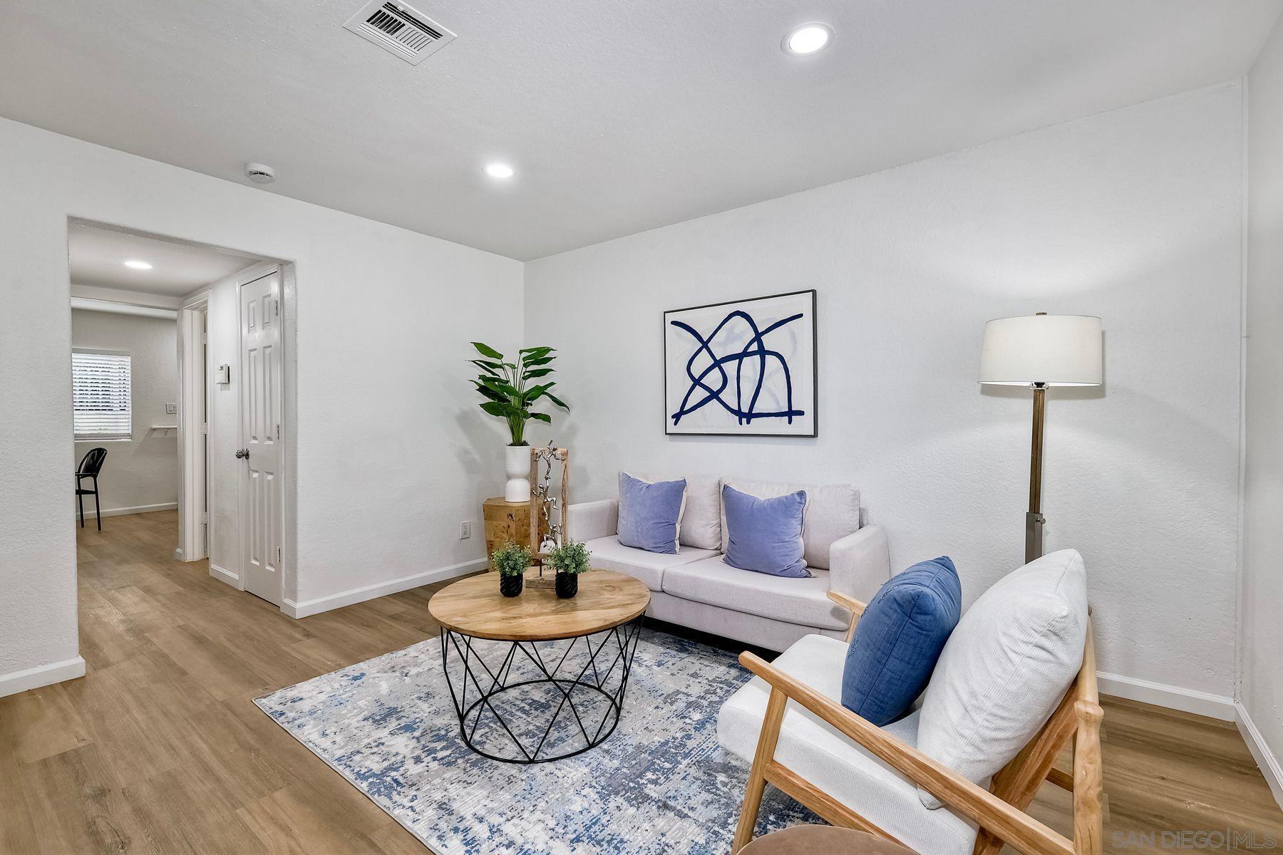 940 Calla Ave 4