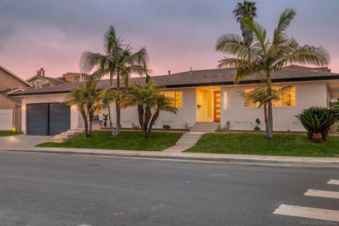 1674  Evergreen Street San Diego CA 92106