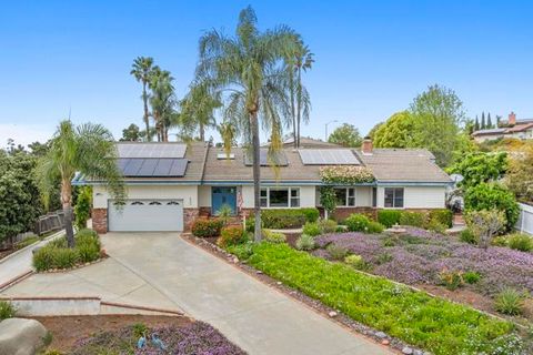 620 Lacrosse Place Escondido CA 92025
