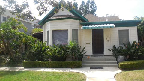 830-832  C Ave Coronado CA 92118