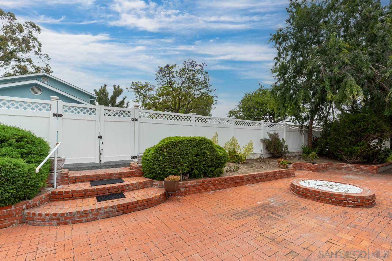 874 Hacienda Drive