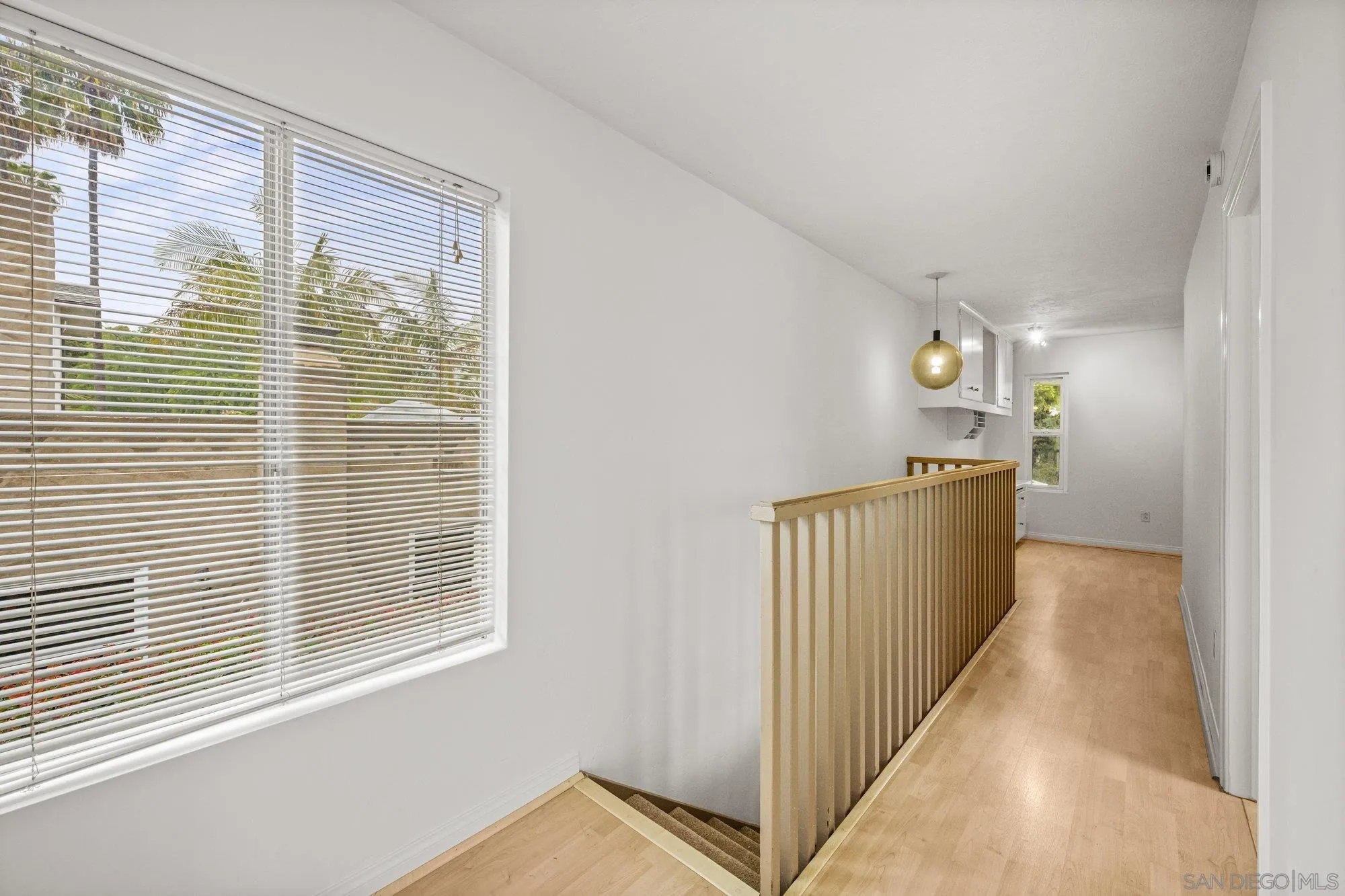 La Jolla, California 92037, United States, 2 Bedrooms Bedrooms, ,2 BathroomsBathrooms,Residential,Active,110985