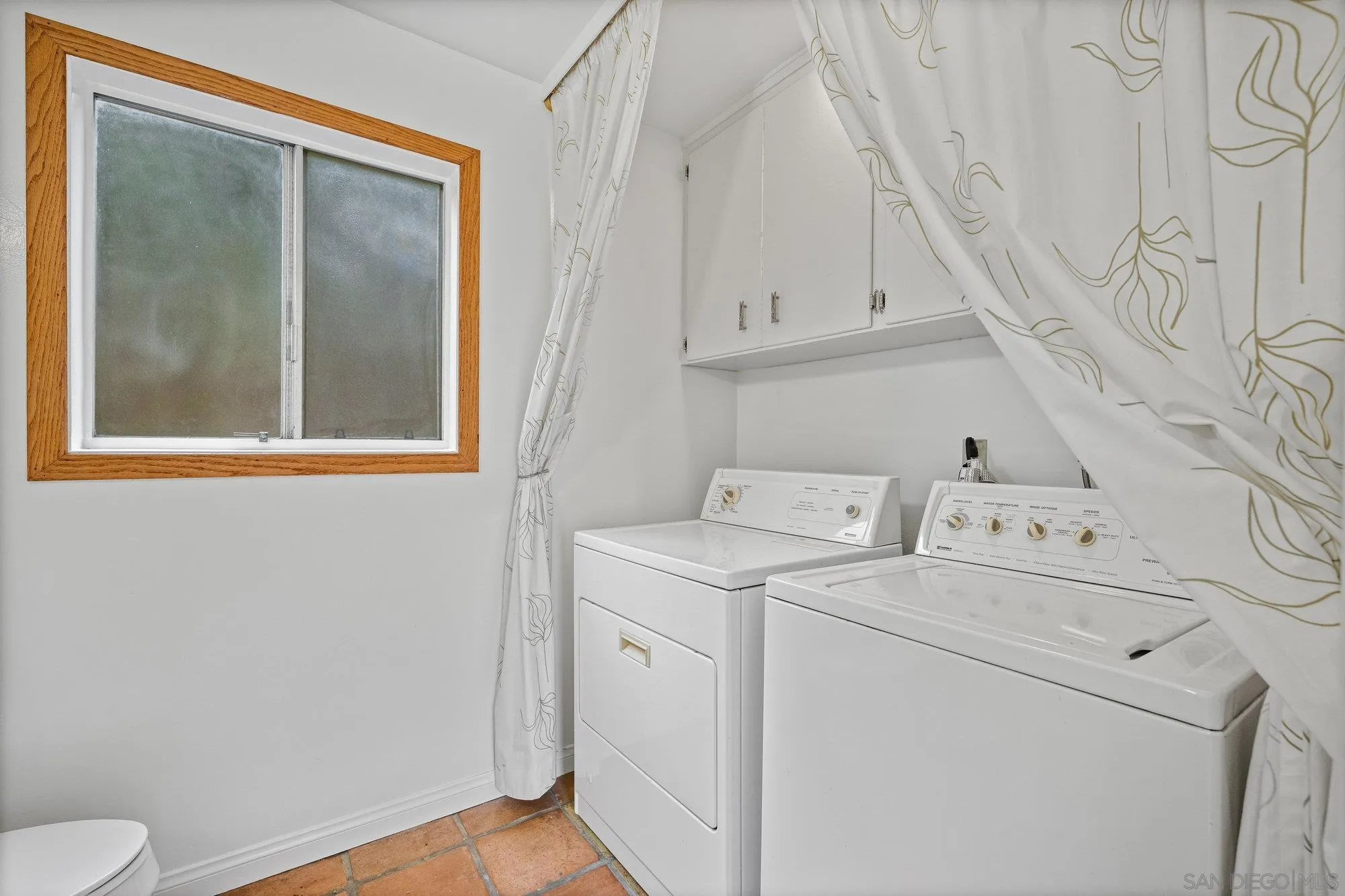 La Jolla, California 92037, United States, 2 Bedrooms Bedrooms, ,2 BathroomsBathrooms,Residential,Active,110985