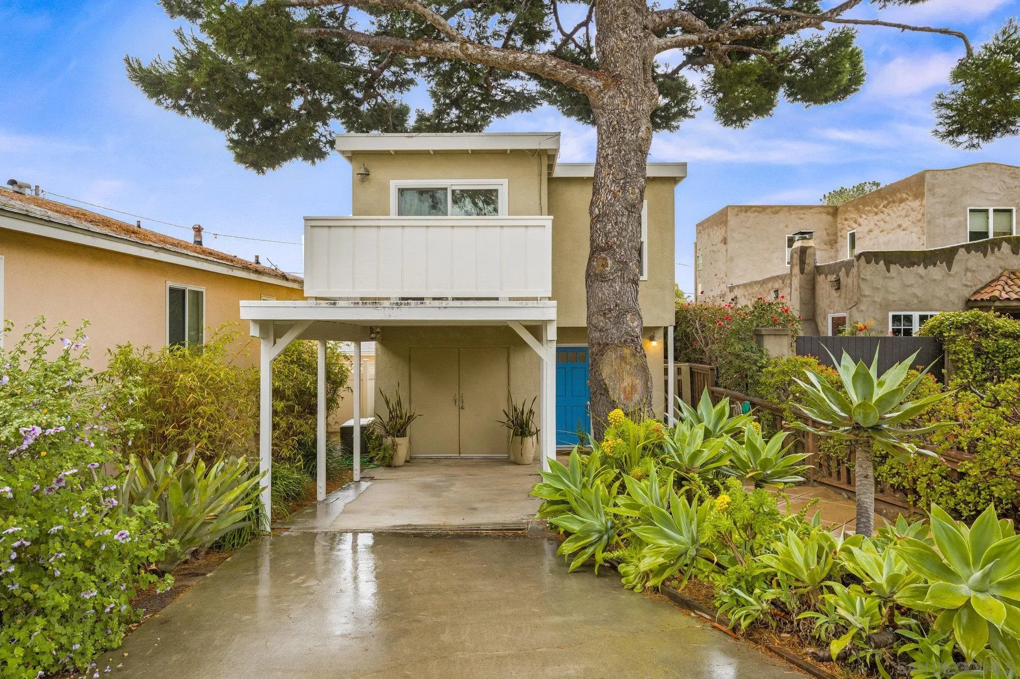 La Jolla, California 92037, United States, 2 Bedrooms Bedrooms, ,2 BathroomsBathrooms,Residential,Active,110985