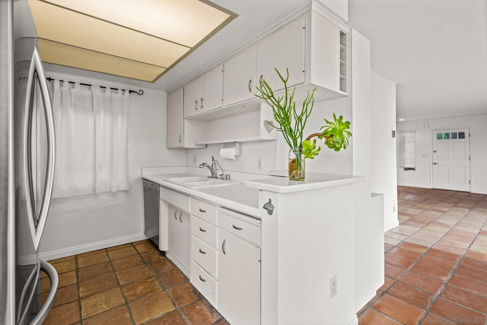 La Jolla, California 92037, United States, 2 Bedrooms Bedrooms, ,2 BathroomsBathrooms,Residential,Active,110985