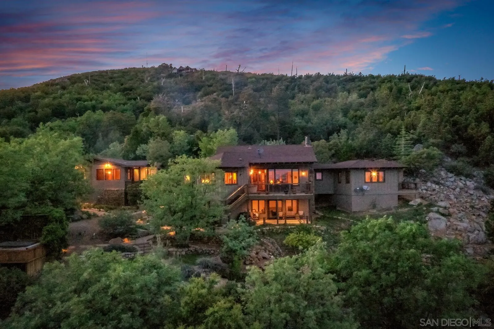 Julian, California 92036, United States, 5 Bedrooms Bedrooms, ,5 BathroomsBathrooms,Residential,Active,110131