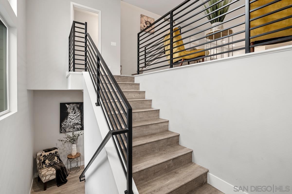 347  Oak Ave