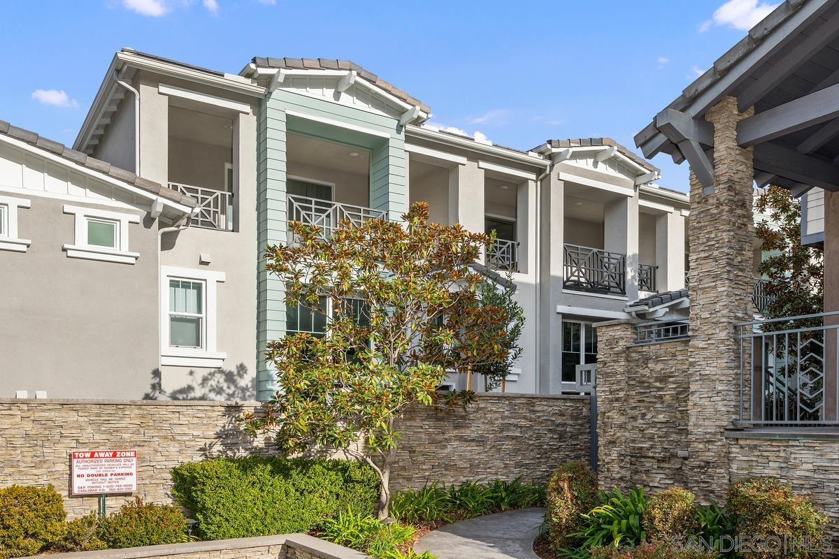 347  Oak Ave

                                                                             Carlsbad                                

                                    , CA - $2,300,000