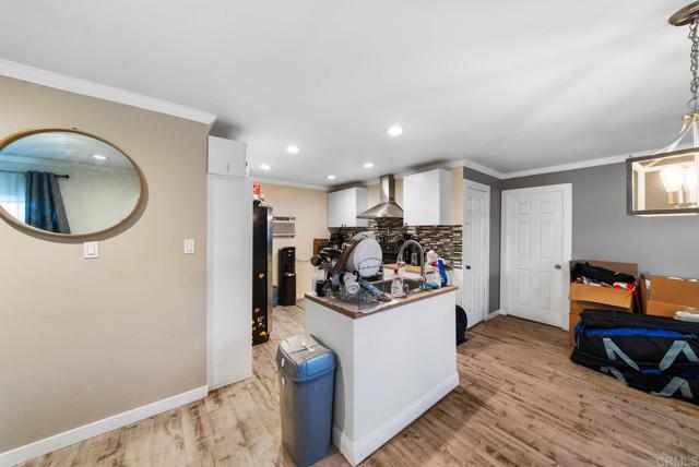 351 E Bradley