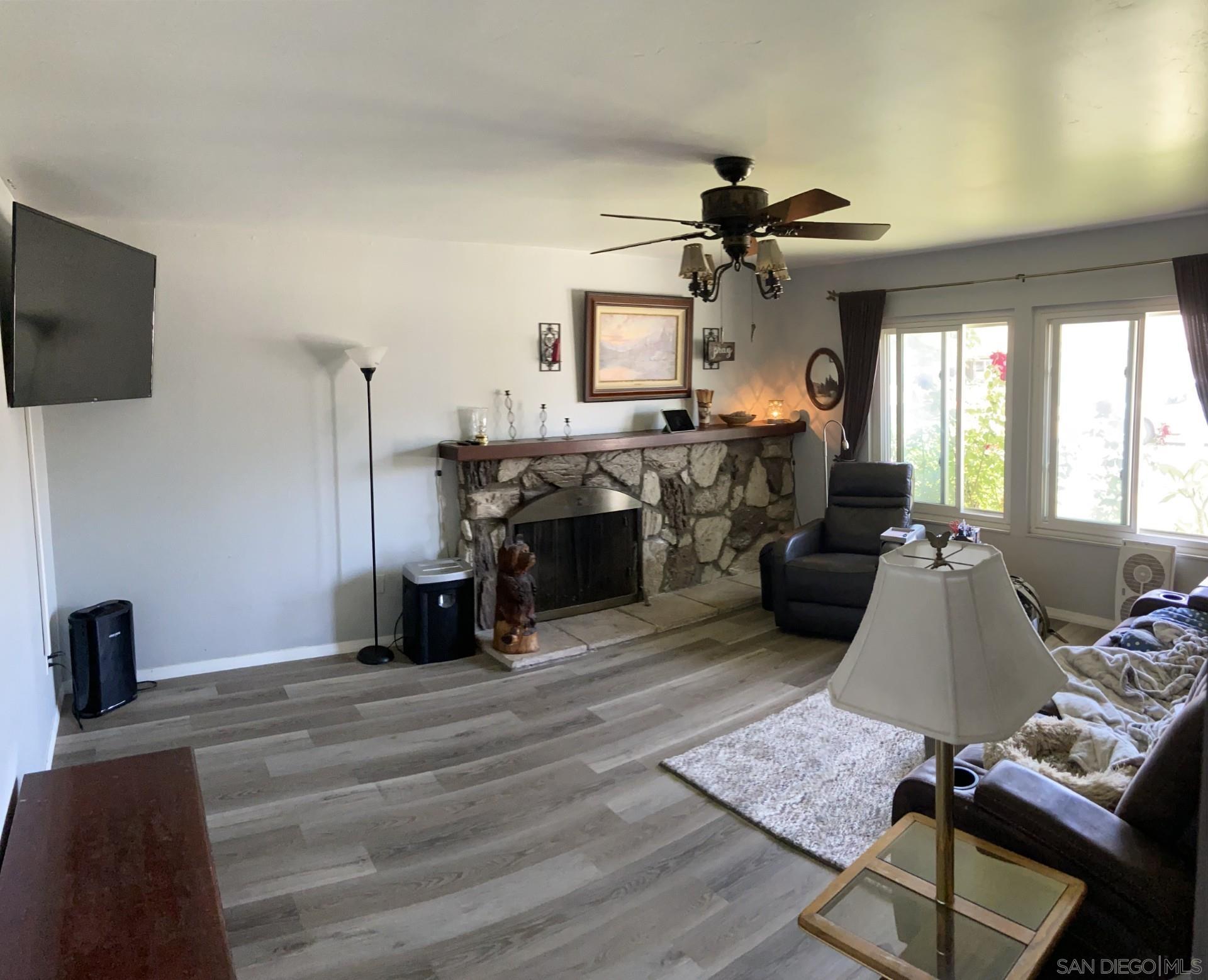 10011 Woodrose Av.