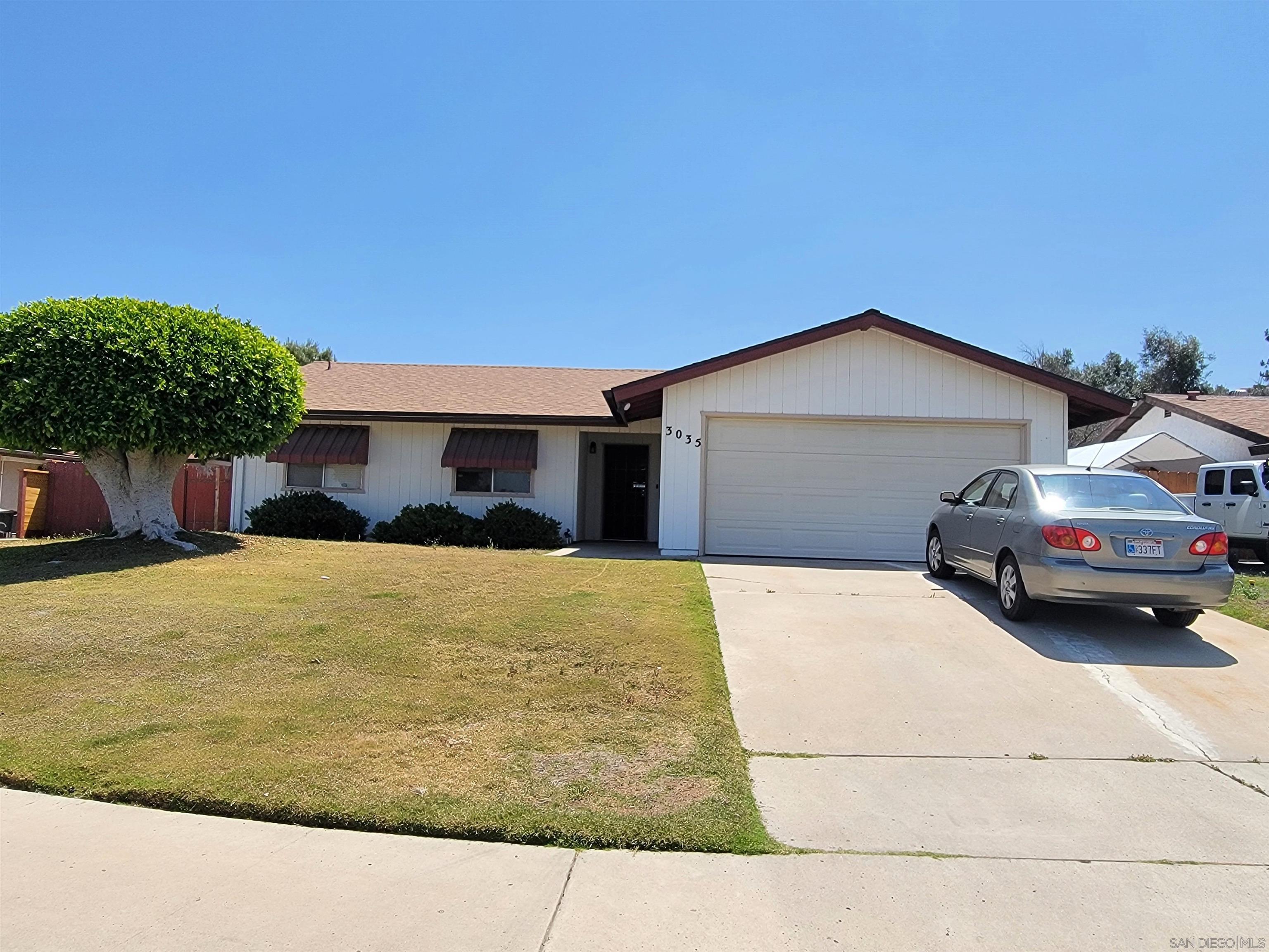 3035 Avenida De Lamar
