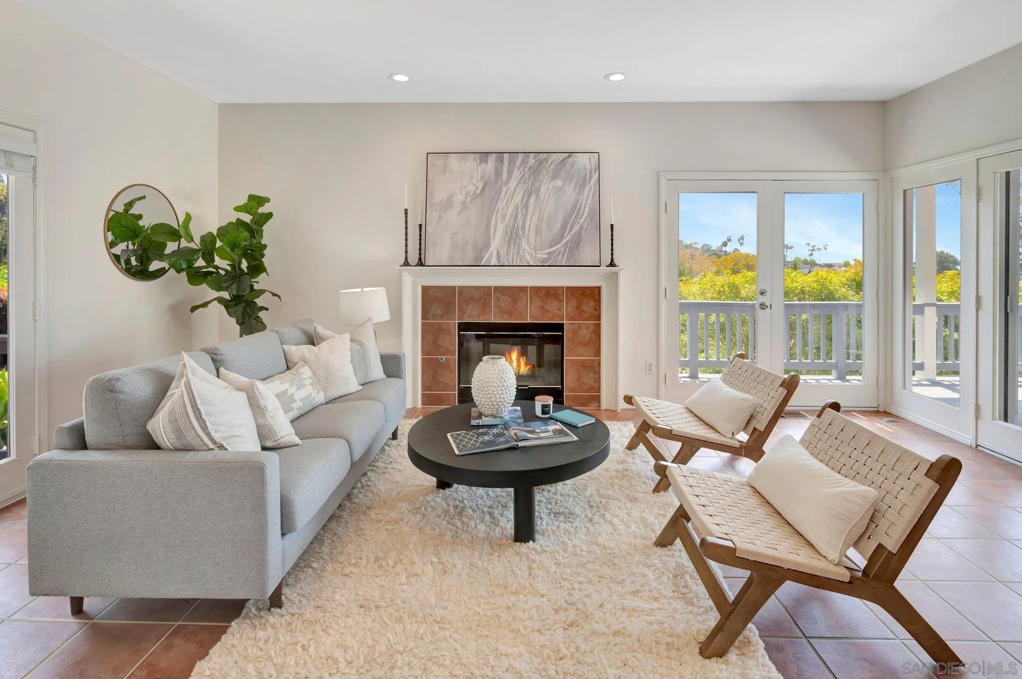 La Jolla, California 92037, United States, 4 Bedrooms Bedrooms, ,3 BathroomsBathrooms,Residential,Active,128238