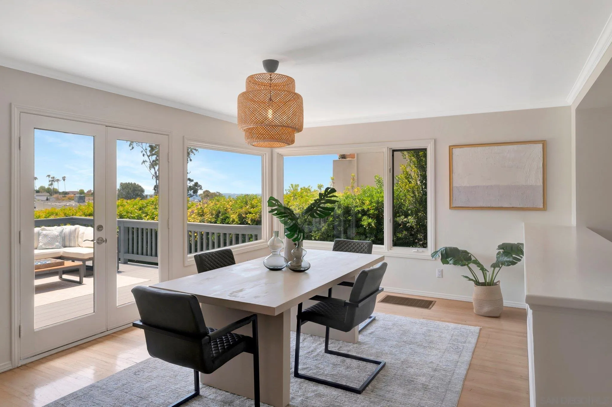 La Jolla, California 92037, United States, 4 Bedrooms Bedrooms, ,3 BathroomsBathrooms,Residential,Active,128238