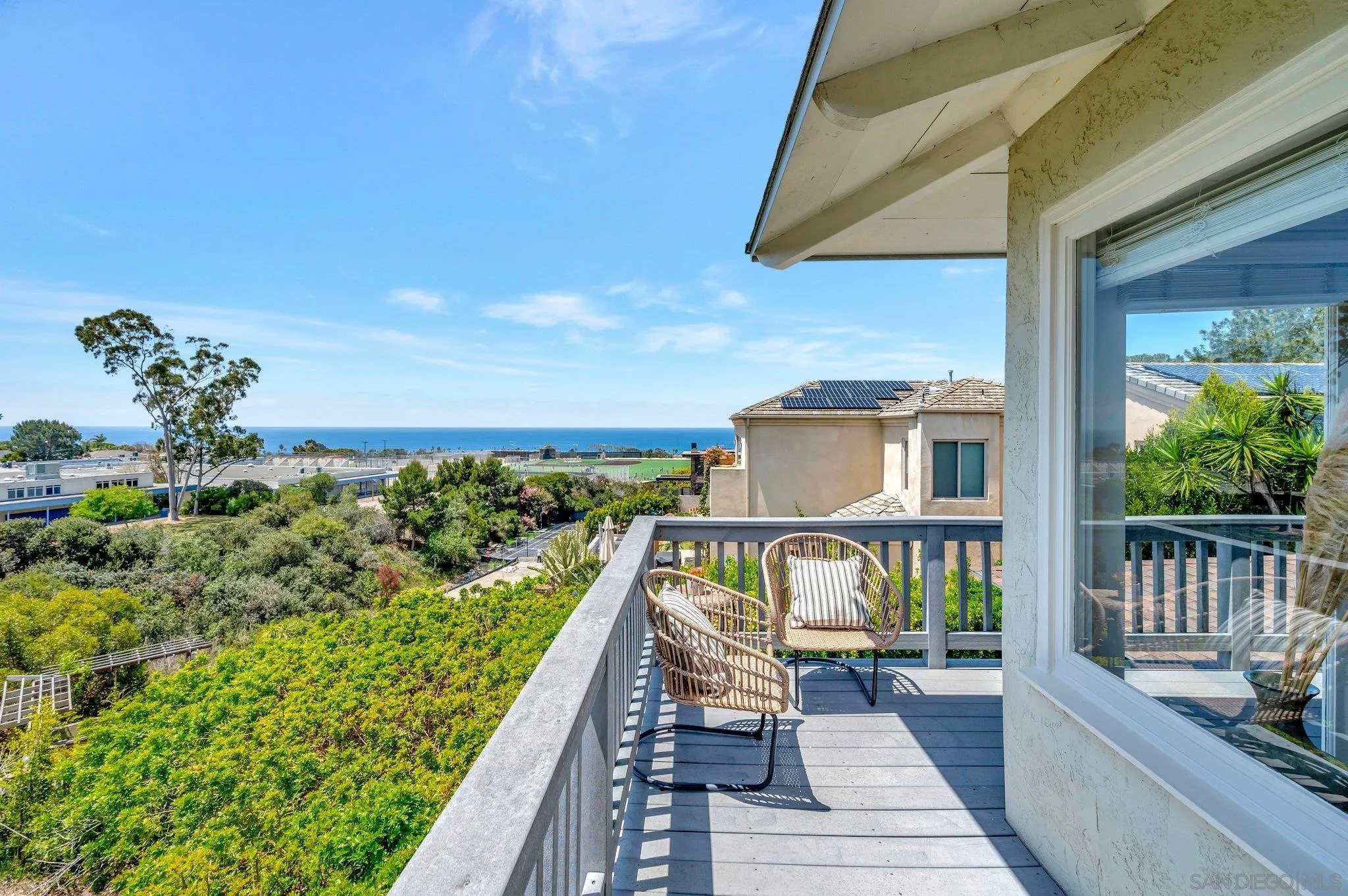 La Jolla, California 92037, United States, 4 Bedrooms Bedrooms, ,3 BathroomsBathrooms,Residential,Active,128238