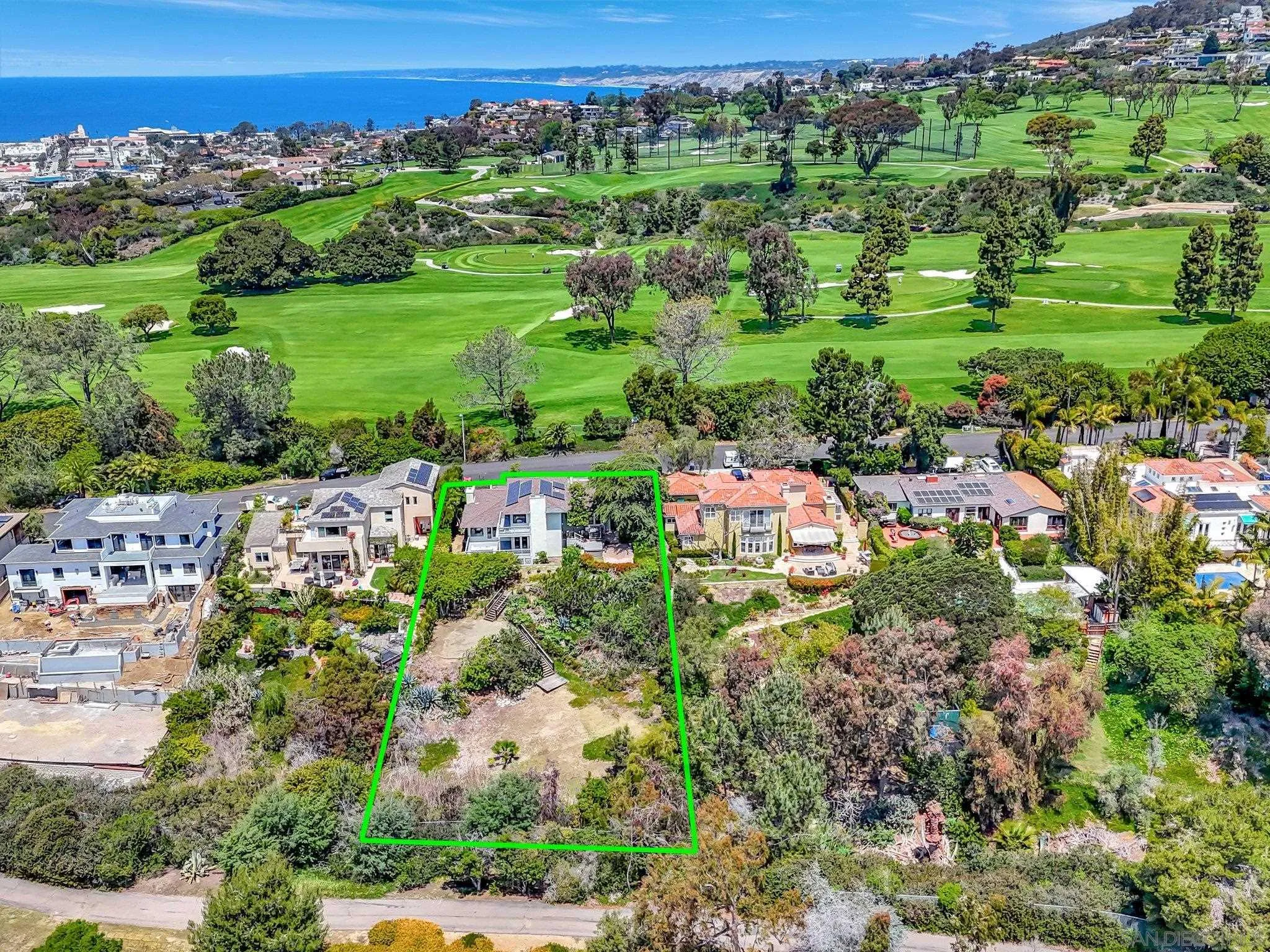 La Jolla, California 92037, United States, 4 Bedrooms Bedrooms, ,3 BathroomsBathrooms,Residential,Active,128238