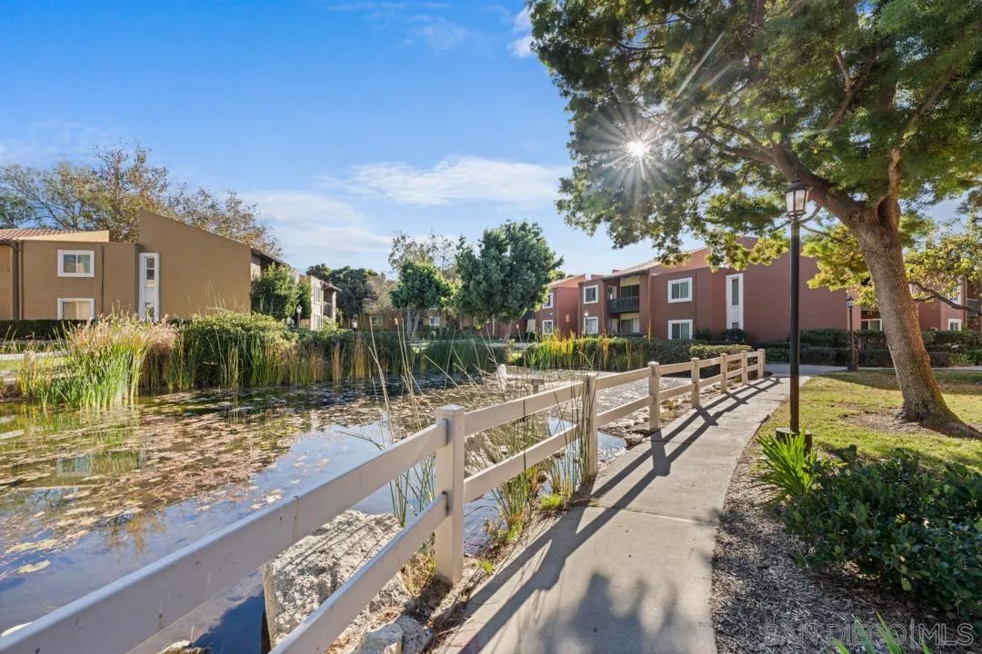 San Diego, California 92127, United States, 3 Bedrooms Bedrooms, ,2 BathroomsBathrooms,Residential,Pending,76825