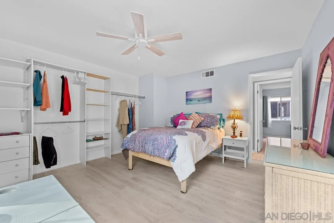 San Diego, California 92127, United States, 3 Bedrooms Bedrooms, ,2 BathroomsBathrooms,Residential,Pending,76825