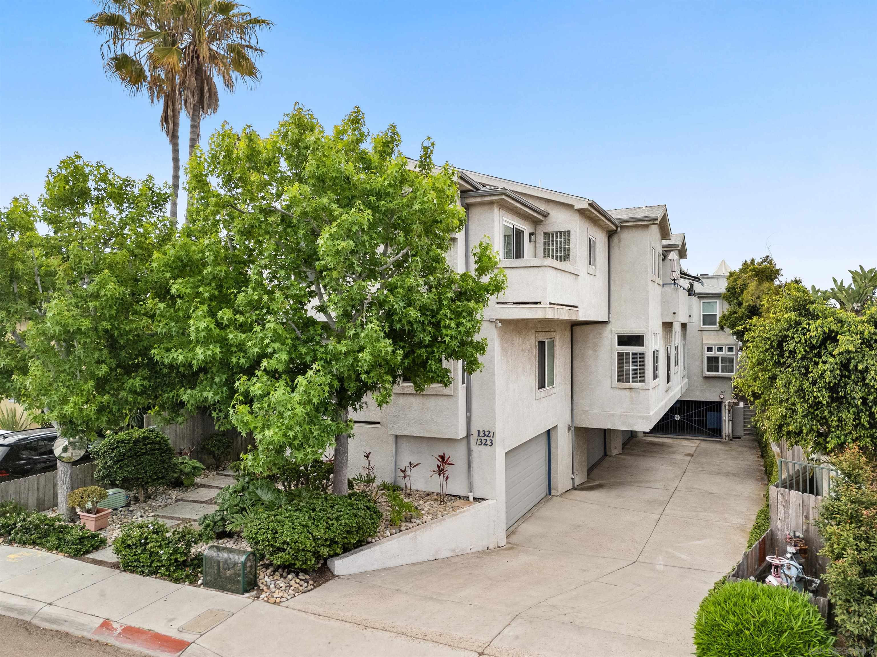 1323 Pacific Beach Dr F