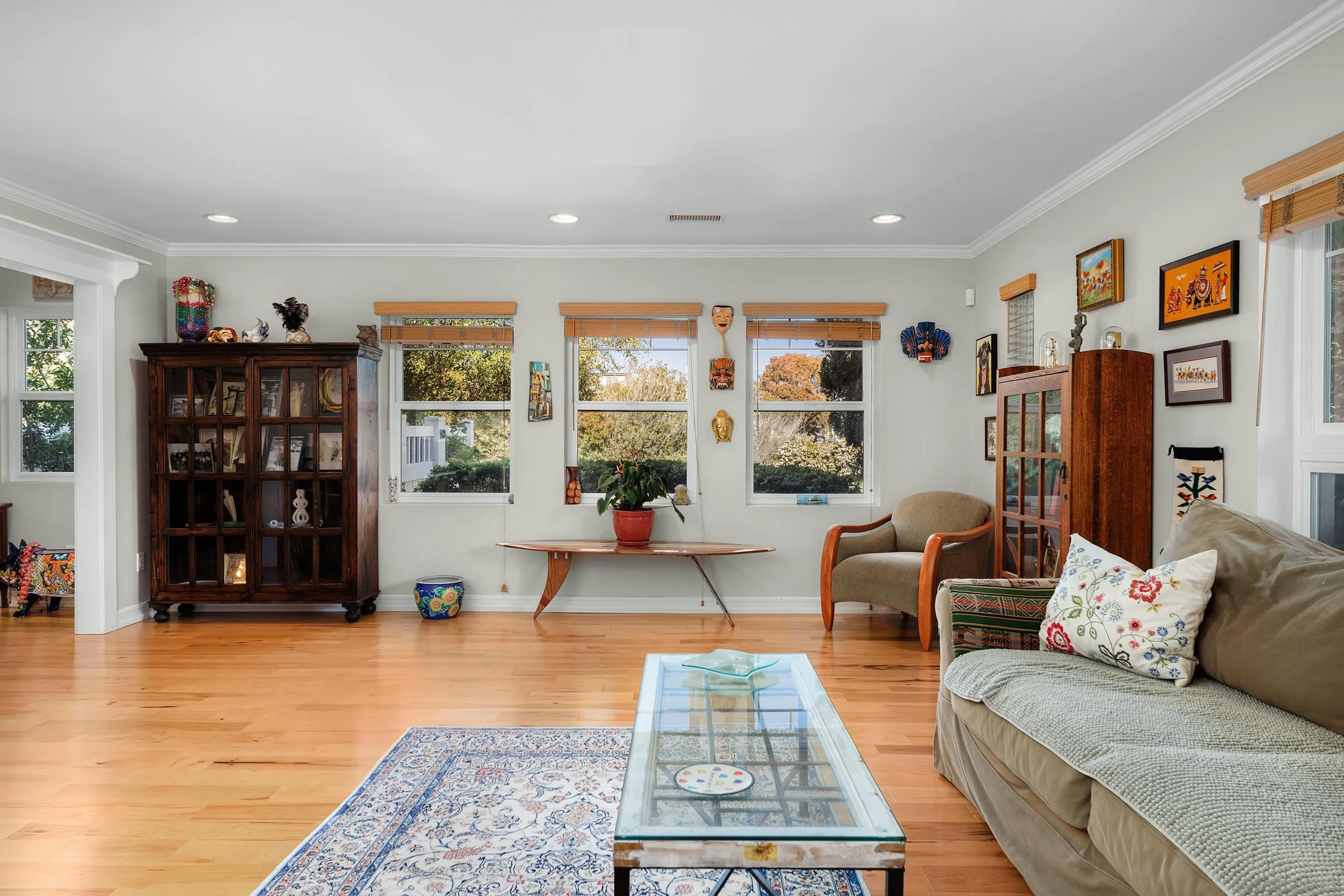 San Diego, California 92109, United States, 4 Bedrooms Bedrooms, ,3 BathroomsBathrooms,Residential,Pending,118568